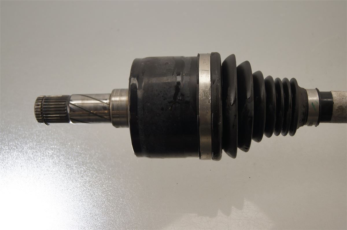 Drivaksel Foran Kompl V = H – bilde 3
