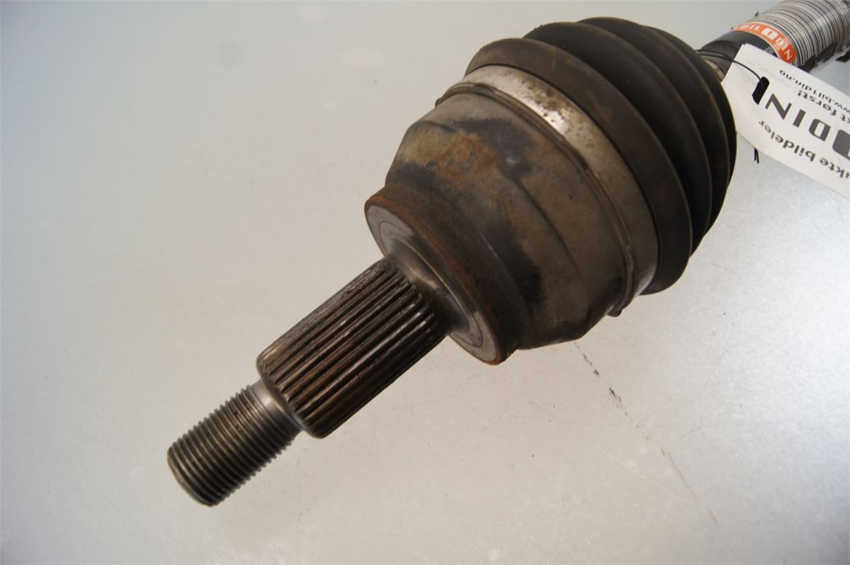 Drivaksel Foran Kompl V = H – bilde 3