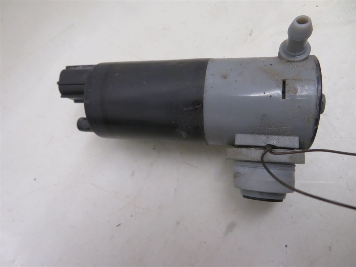 Spylerpumpe Frontrute – bilde 1