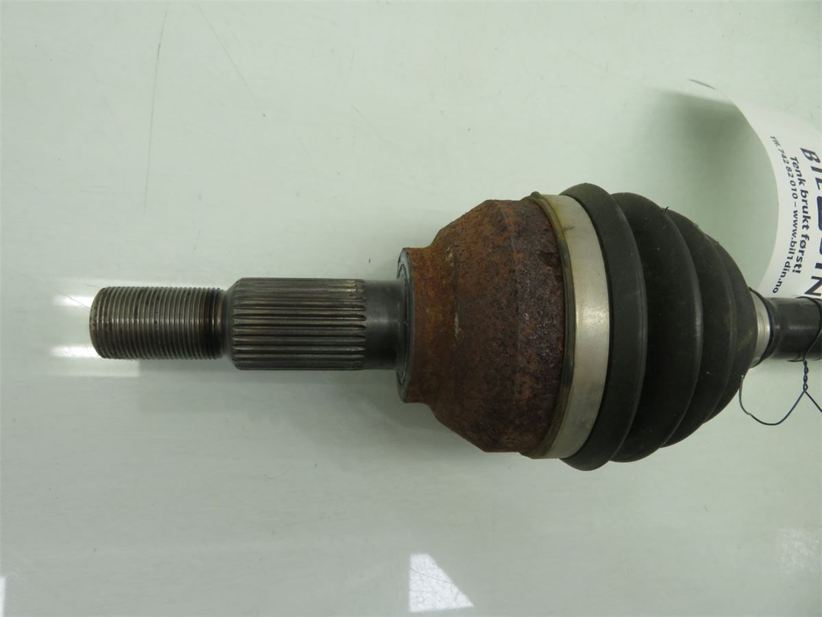 Drivaksel Foran Kompl V = H – bilde 3