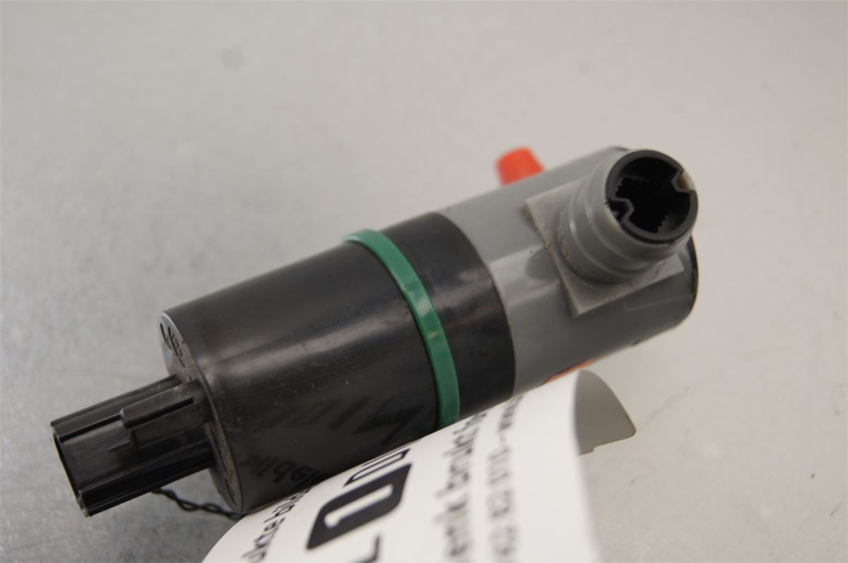 Spylerpumpe Frontrute – bilde 2
