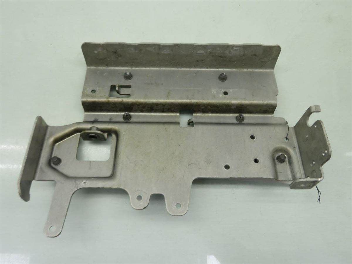 Batterikasse / Feste / Holder – bilde 1