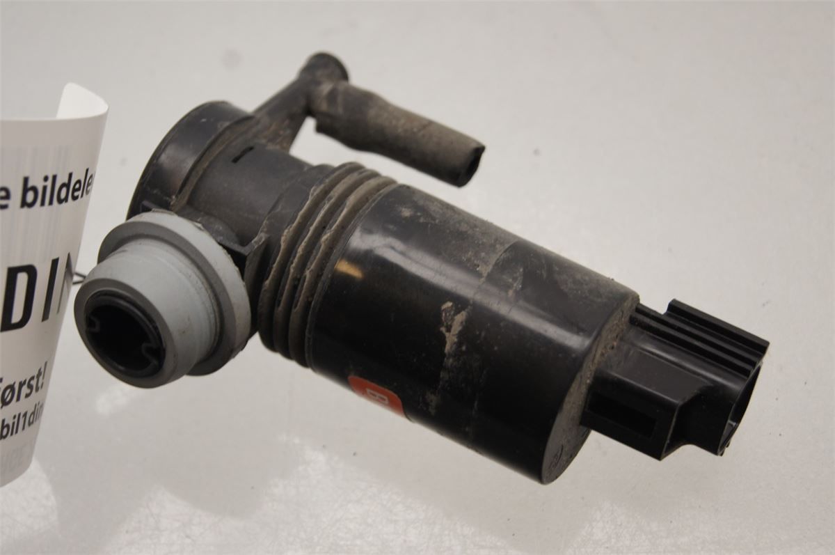 Spylerpumpe Frontrute – bilde 1