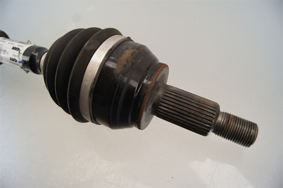 Drivaksel Foran Kompl V = H – bilde 2