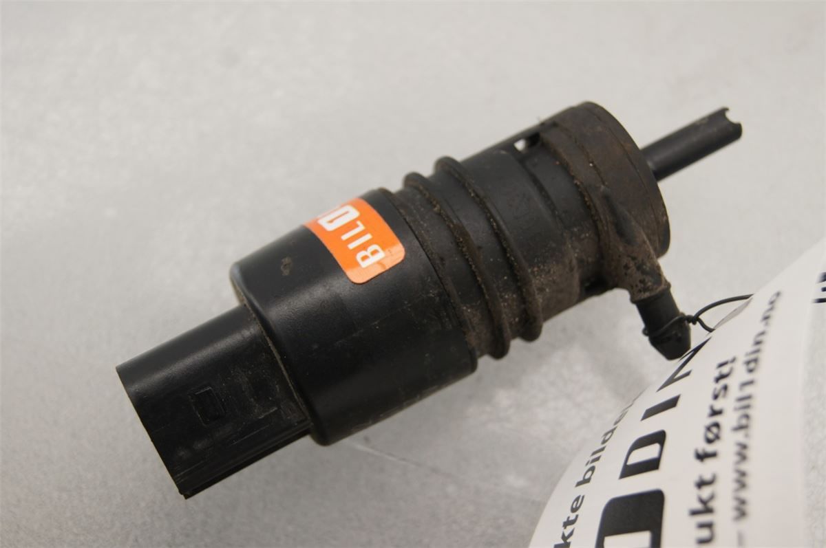 Spylerpumpe Frontrute – bilde 1