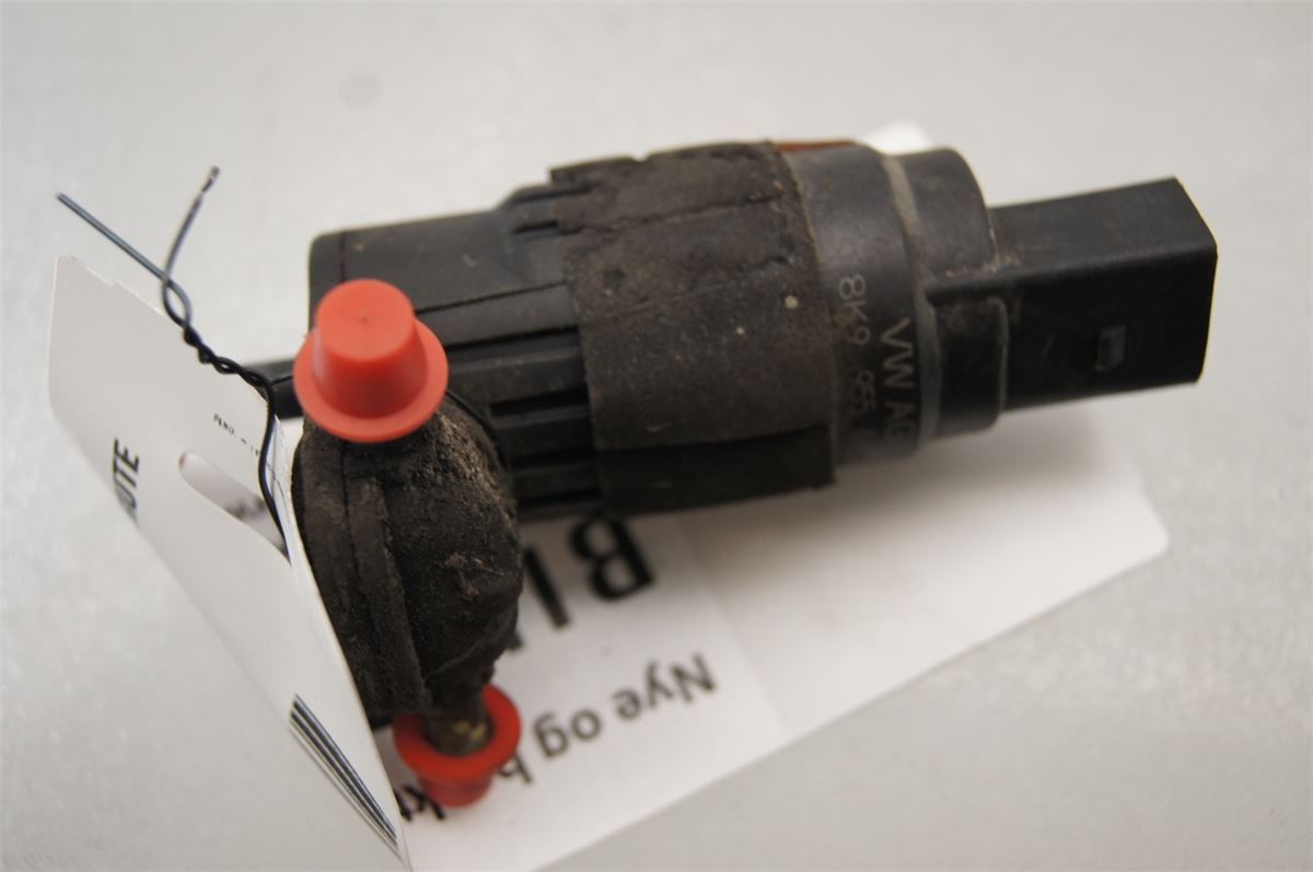Spylerpumpe Frontrute – bilde 1