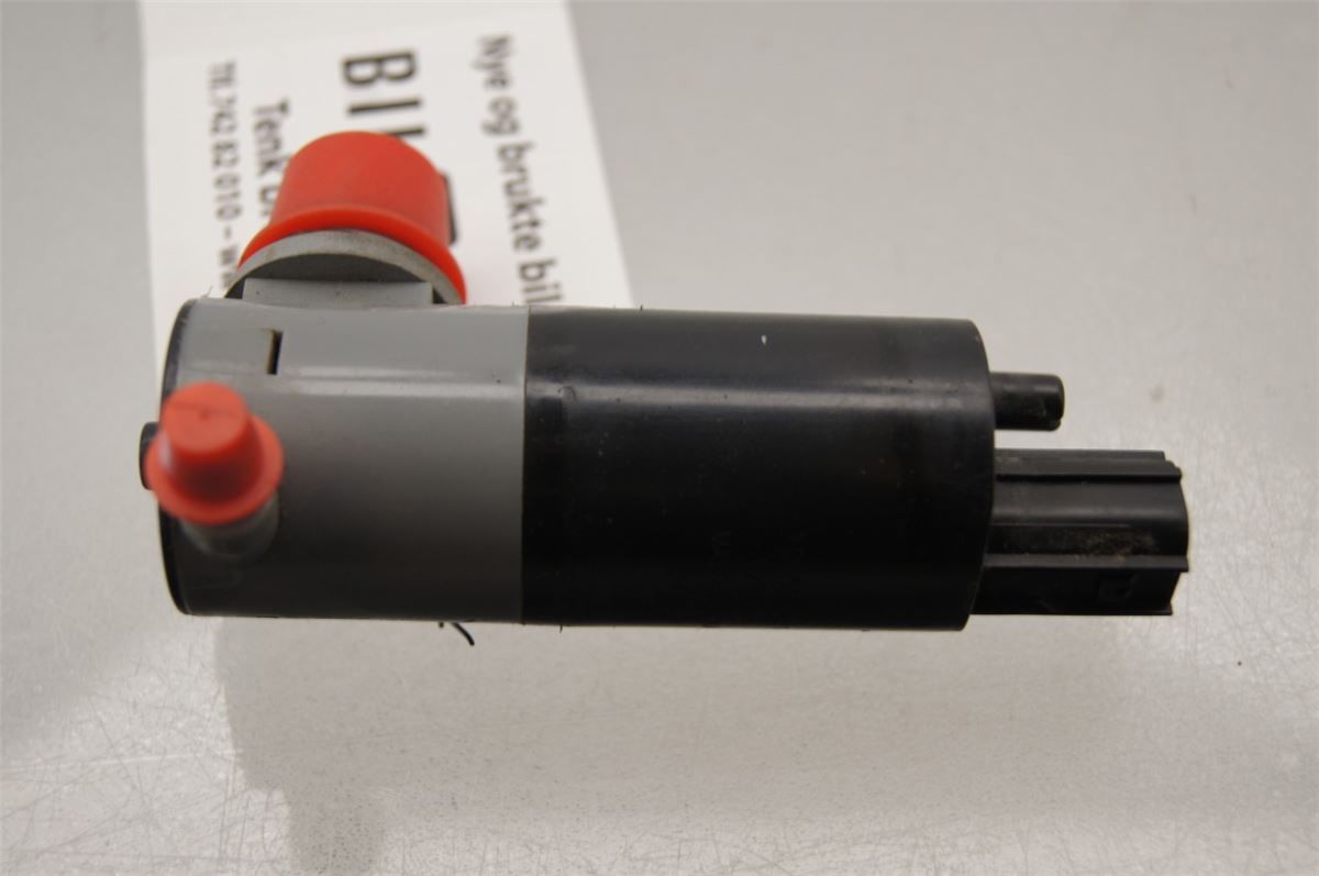 Spylerpumpe Frontrute – bilde 1