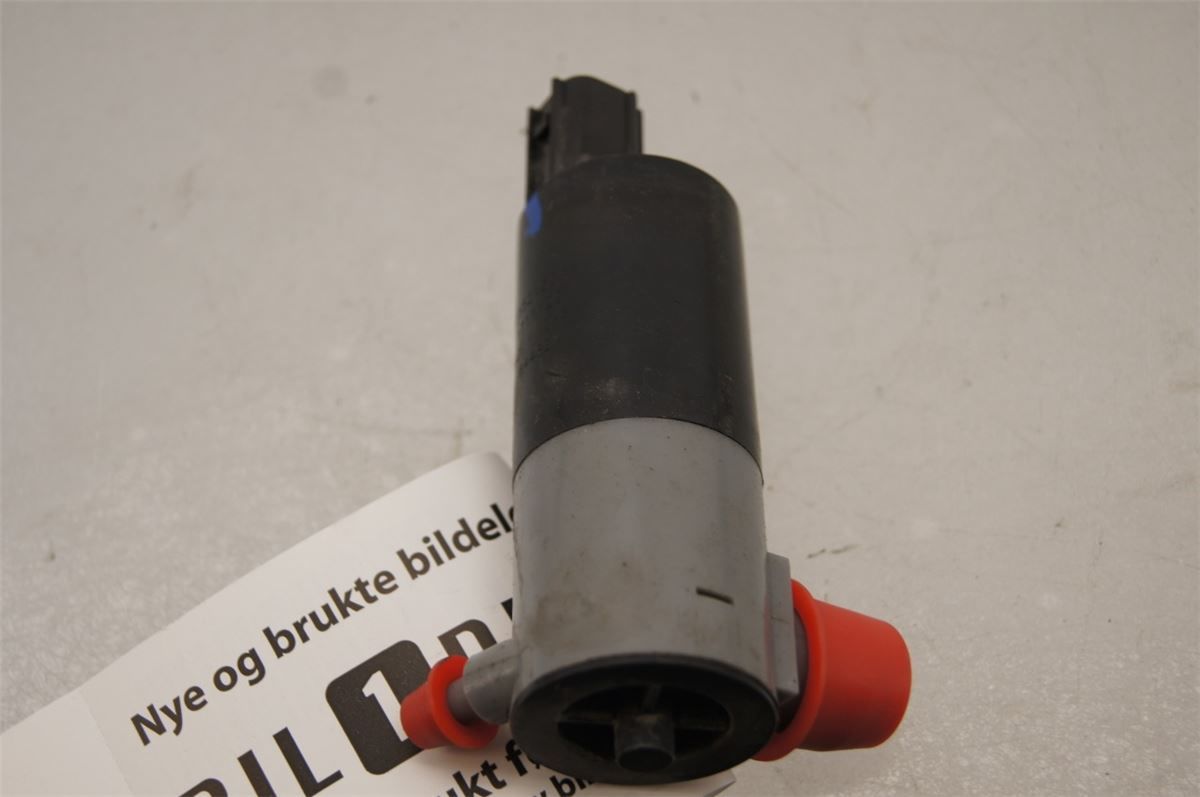 Spylerpumpe Frontrute – bilde 1
