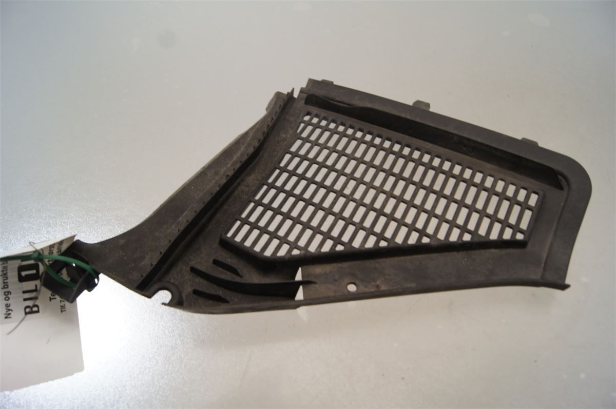 Front Plastdeklser – bilde 1