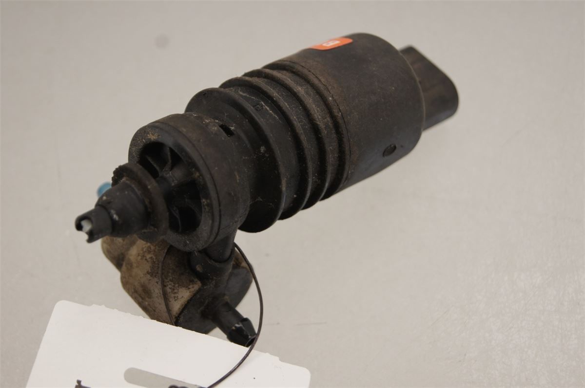Spylerpumpe Frontrute – bilde 1