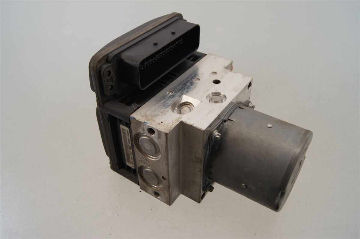 ABS Hydraulikkaggregat – bilde 1