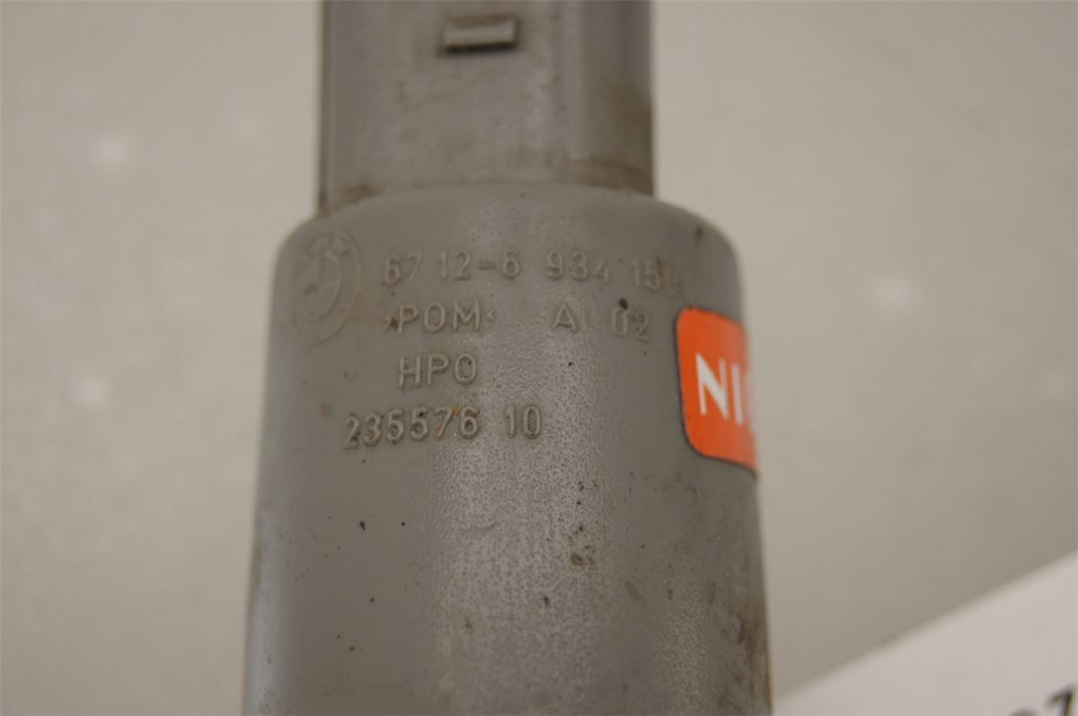 Spylerpumpe Frontrute – bilde 3