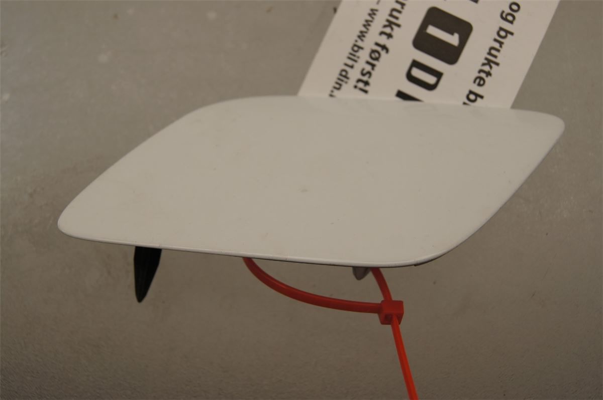 Front Plastdeklser – bilde 1