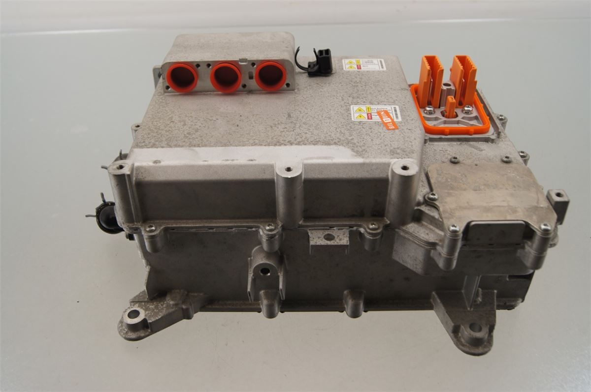 Inverter 12-220V – bilde 1