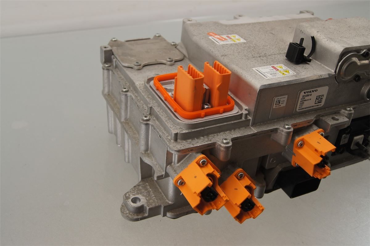 Inverter 12-220V – bilde 3