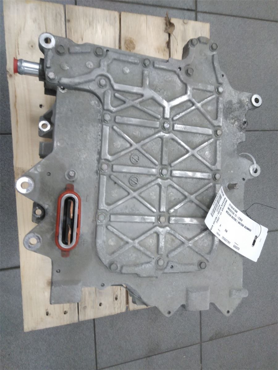 Inverter 12-220V – bilde 1
