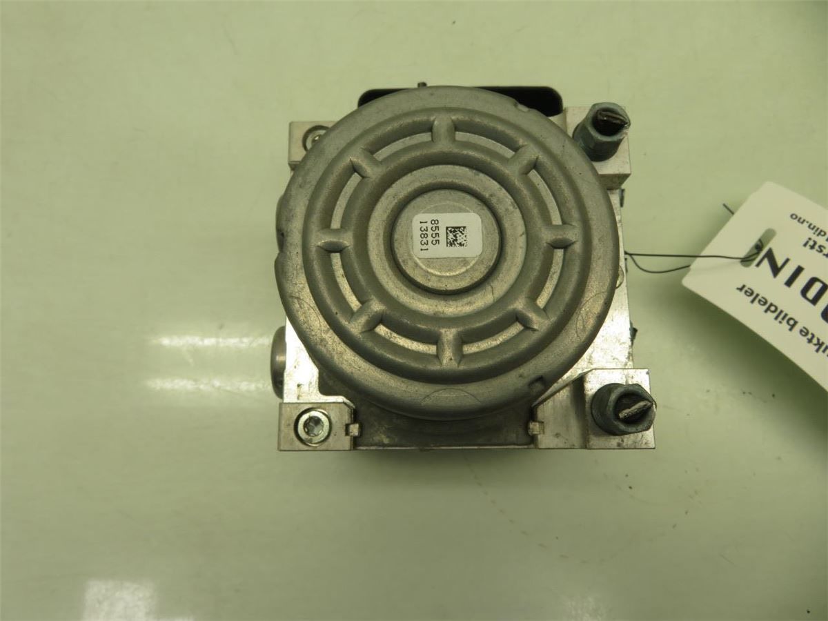 ABS Hydraulikkaggregat – bilde 1