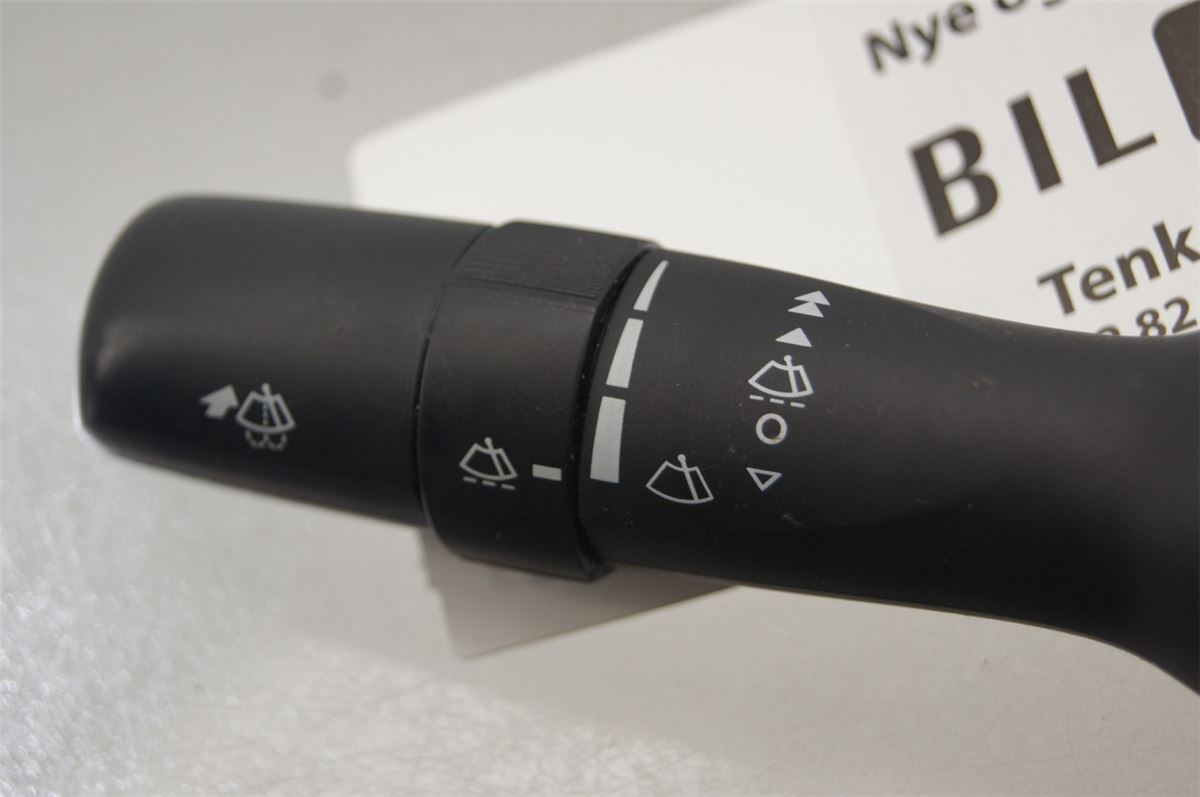 Bryter Ratt Lys / Spyler – bilde 2