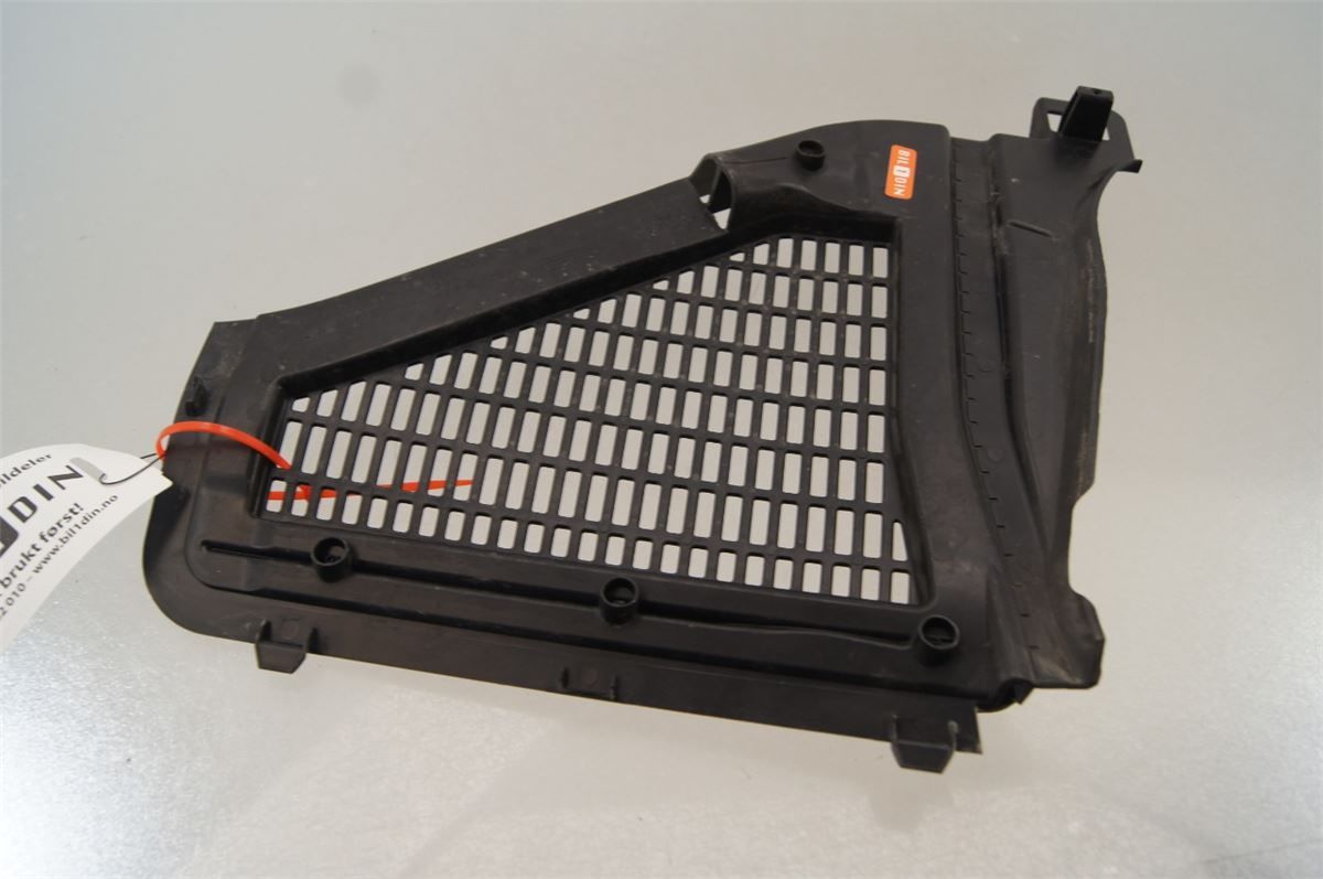 Front Plastdeklser – bilde 1