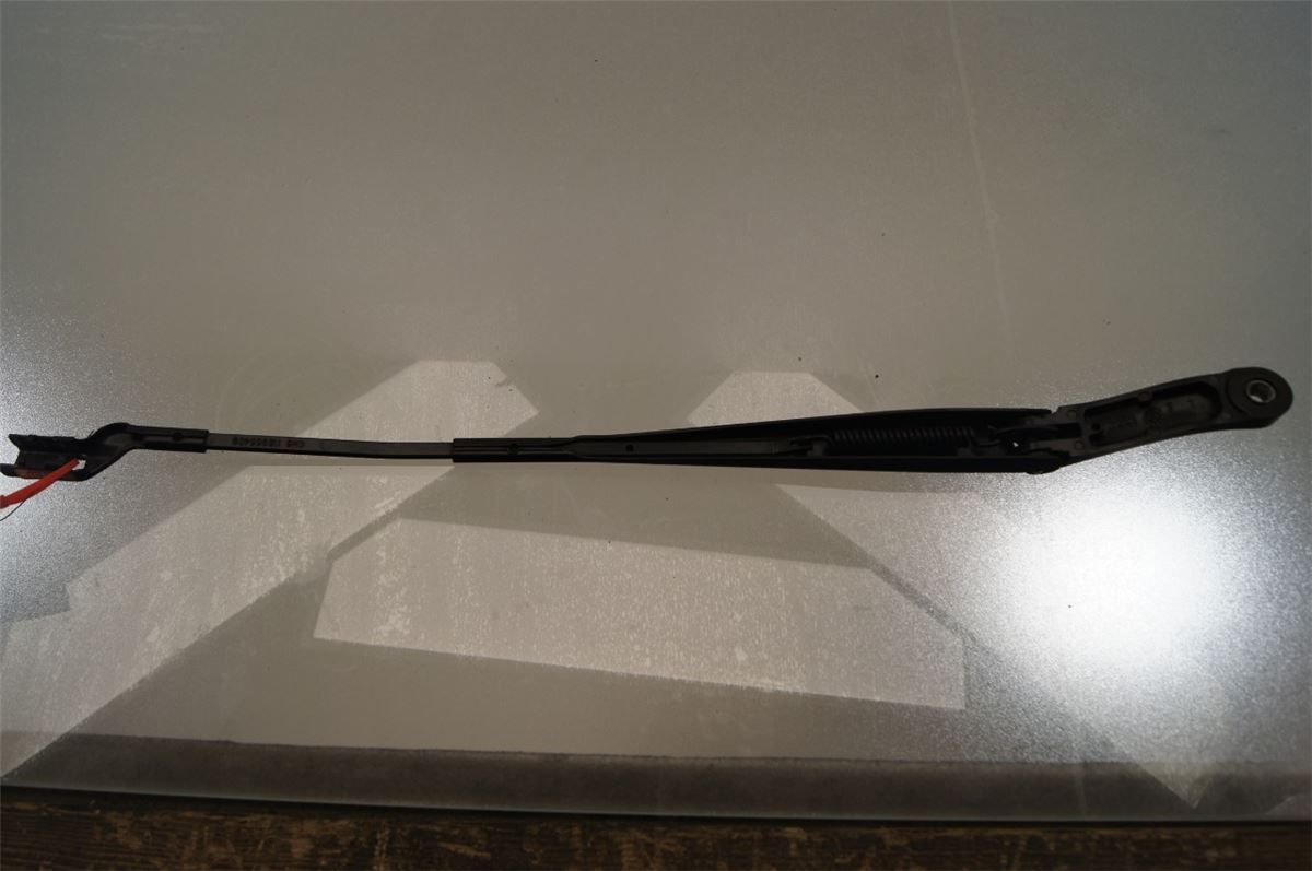 Viskerarm / Armer Frontrute – bilde 1