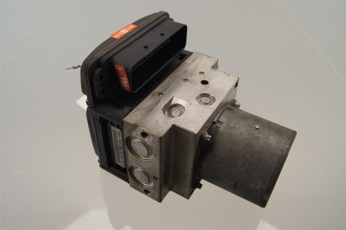 ABS Hydraulikkaggregat – bilde 1