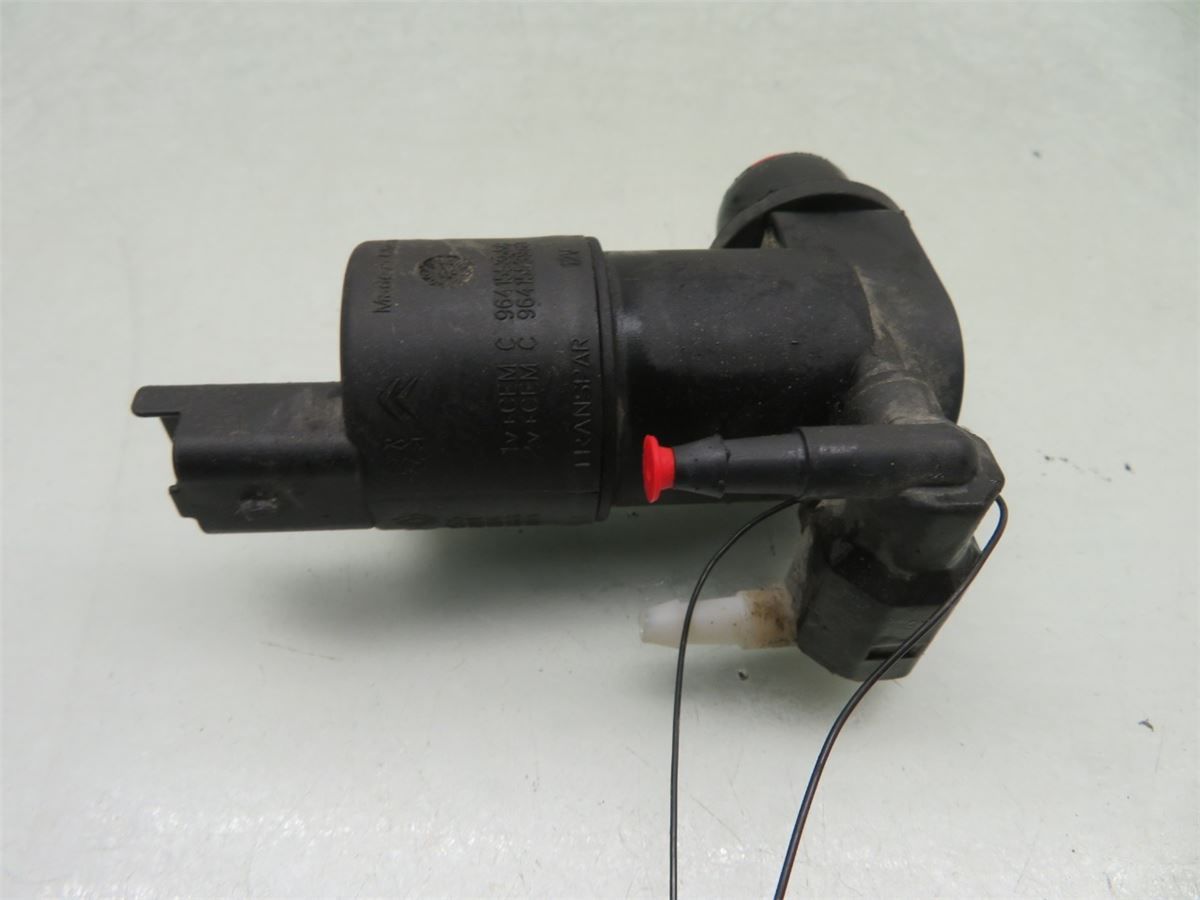 Spylerpumpe Frontrute – bilde 2