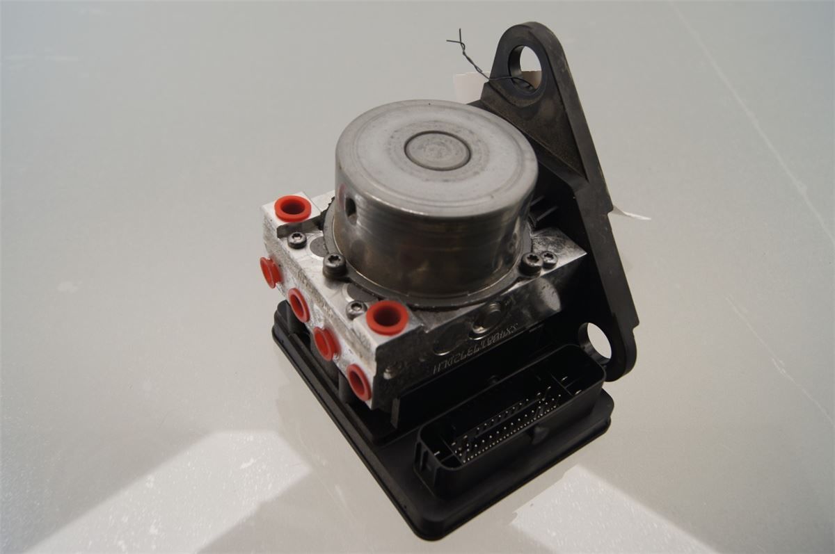 ABS Hydraulikkaggregat – bilde 1