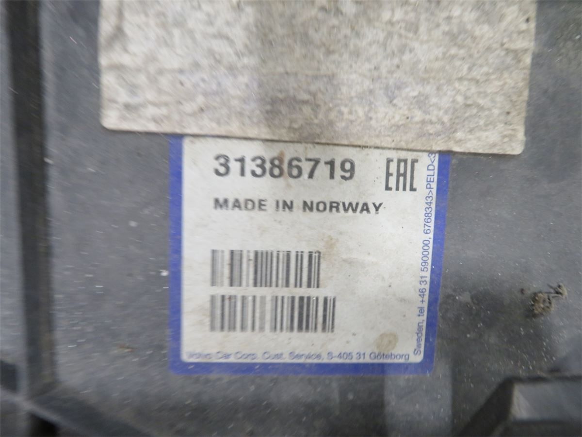 Støtfanger Foran Plastdeksel – bilde 3