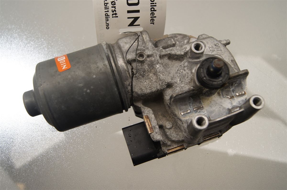 Viskermotor Frontrute – bilde 1