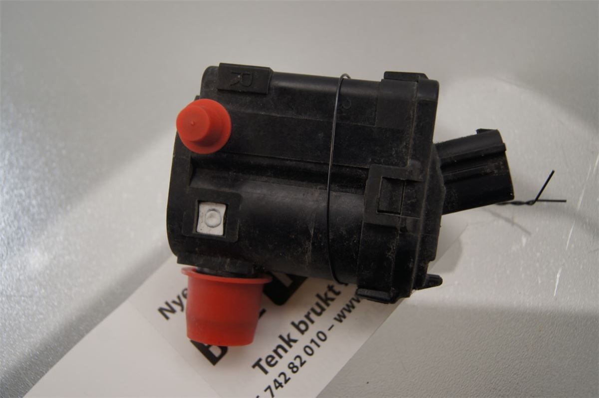 Spylerpumpe Frontrute – bilde 1