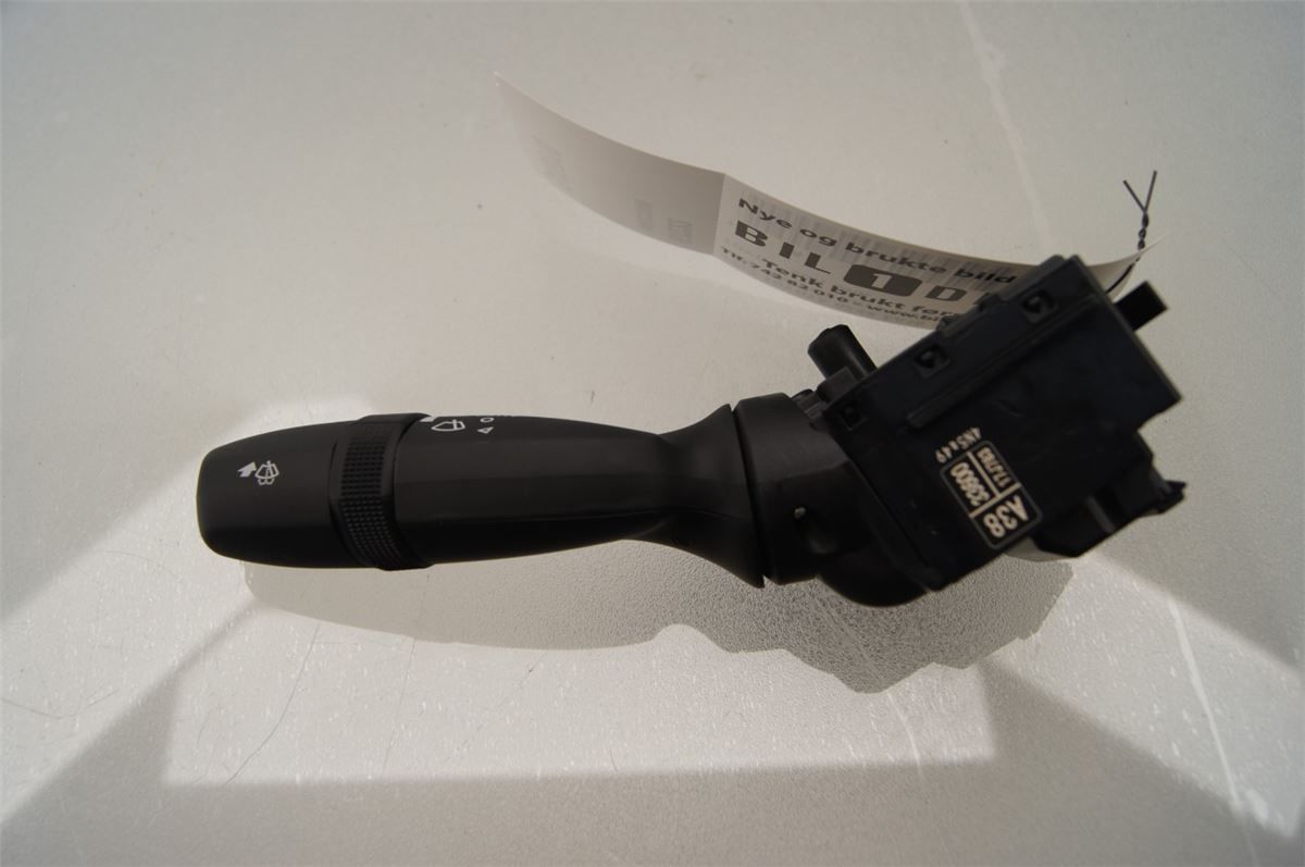 Bryter Ratt Visker / Spyler – bilde 1