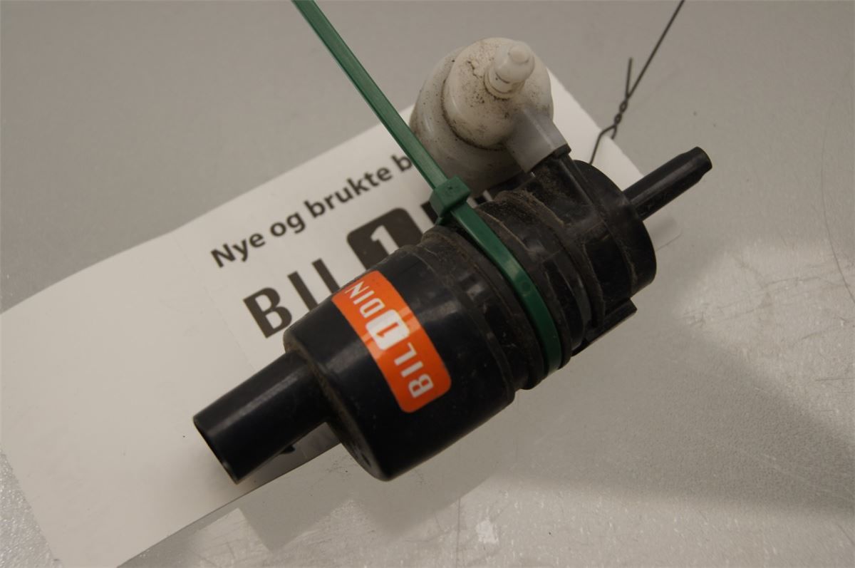 Spylerpumpe Frontrute – bilde 1