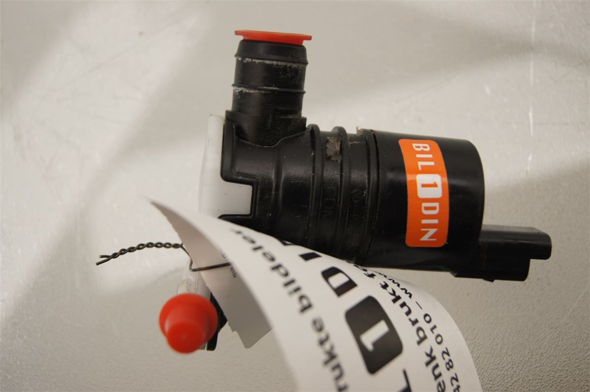 Spylerpumpe Frontrute – bilde 1