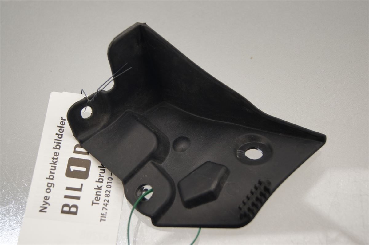 Front Plastdeklser – bilde 1