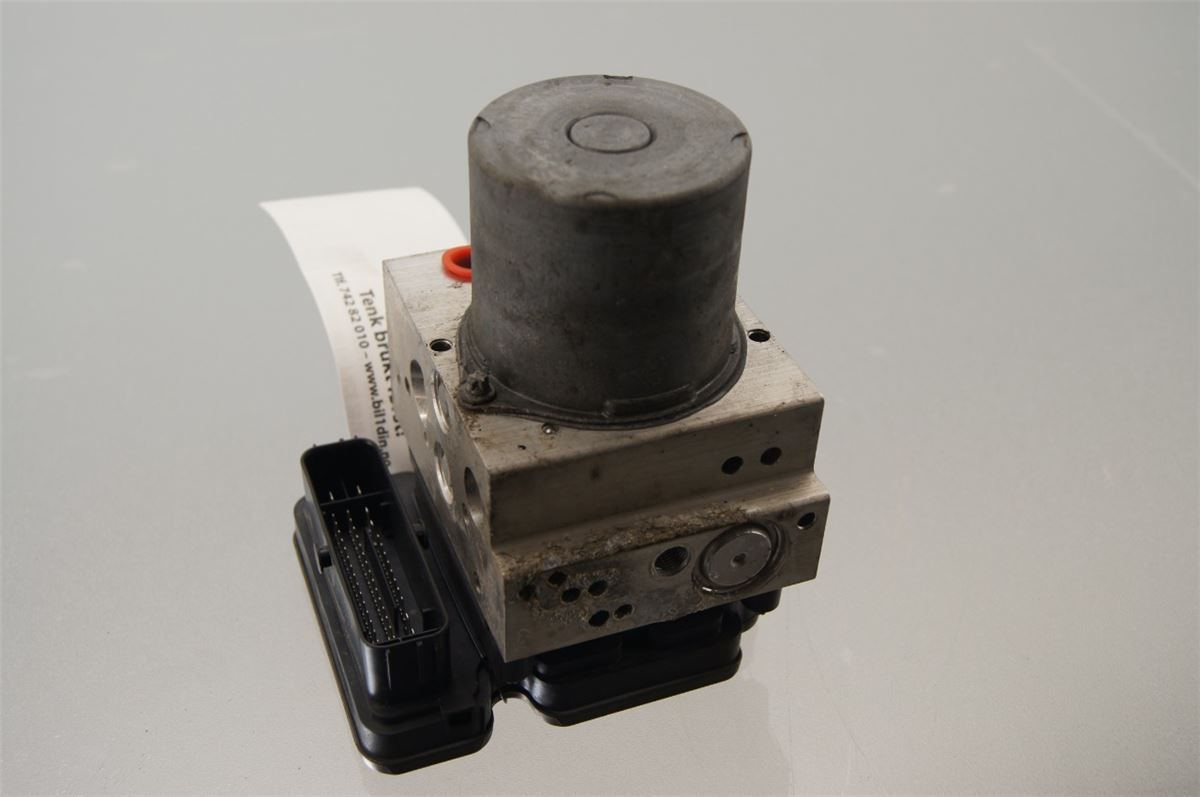 ABS Hydraulikkaggregat – bilde 1