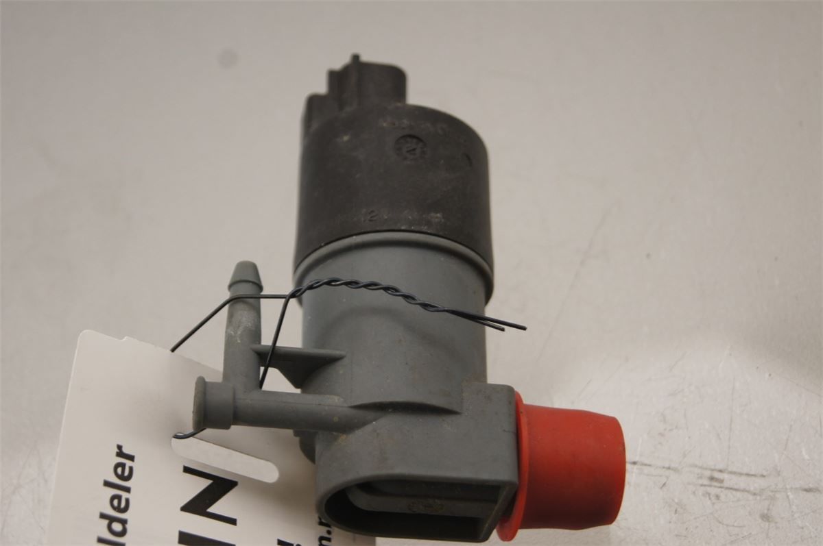 Spylerpumpe Frontrute – bilde 2