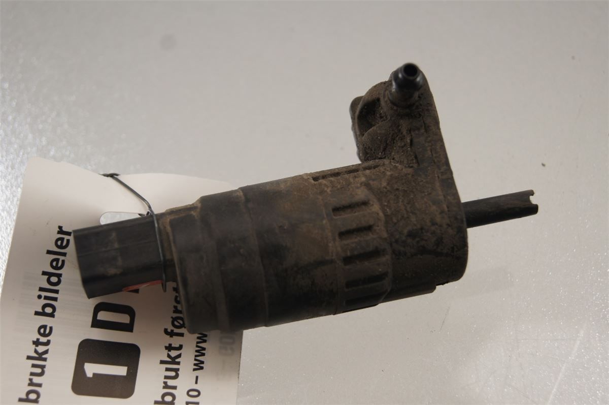 Spylerpumpe Frontrute – bilde 1