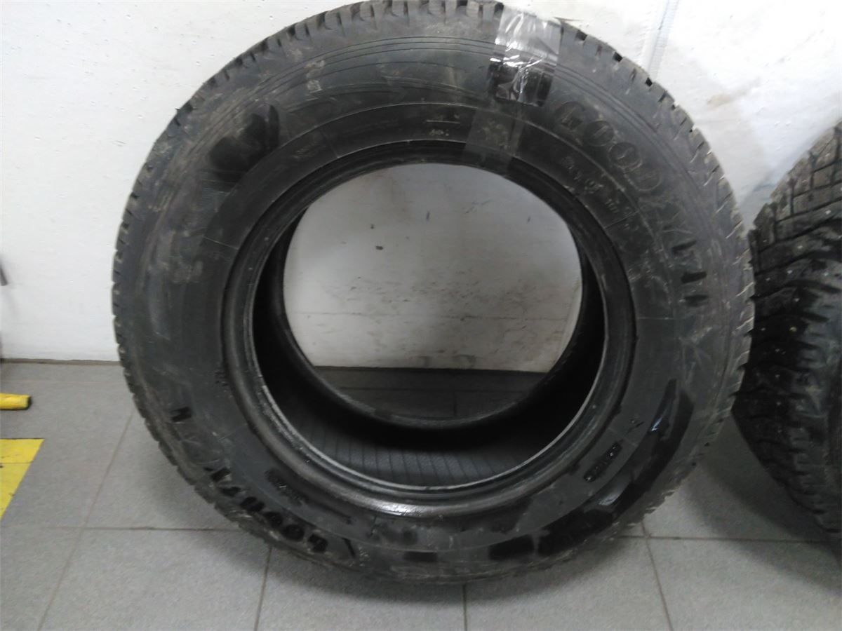 Dekk 17 265/65-17 – bilde 1