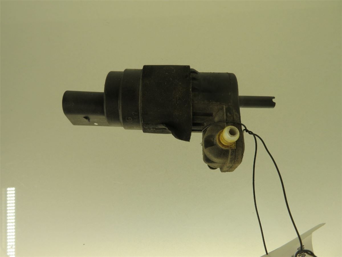 Spylerpumpe Frontrute – bilde 1