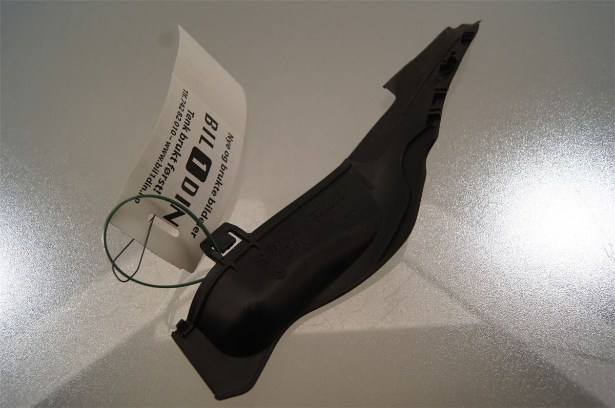Front Plastdeklser – bilde 1