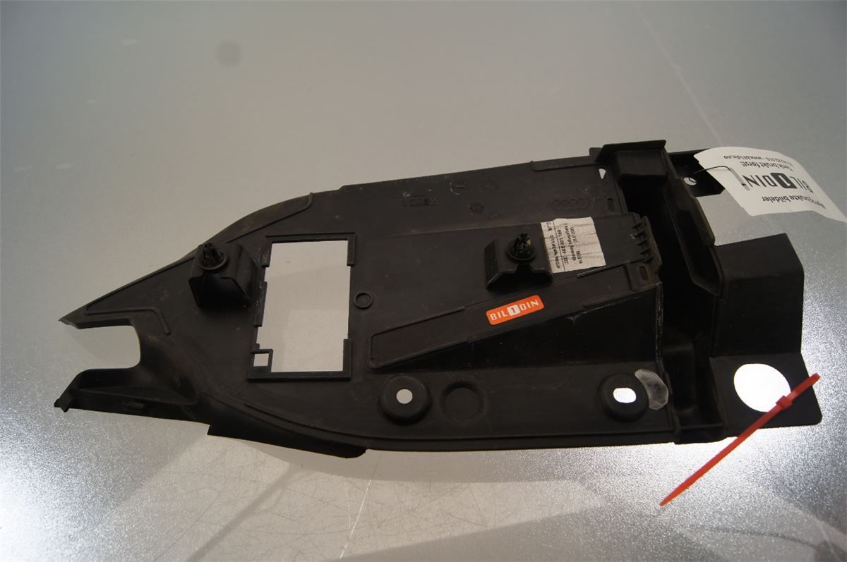 Front Plastdeklser – bilde 1