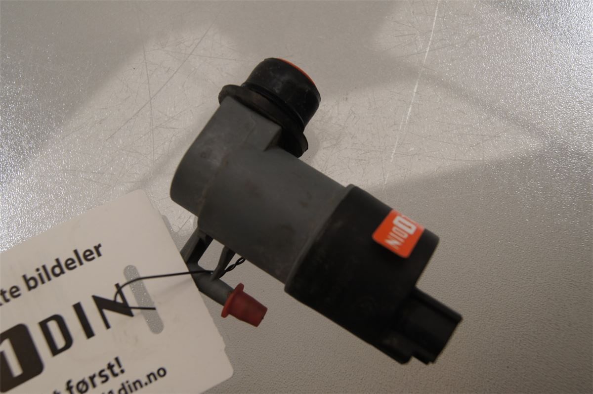 Spylerpumpe Frontrute – bilde 1