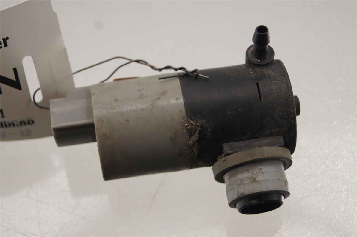Spylerpumpe Frontrute – bilde 1