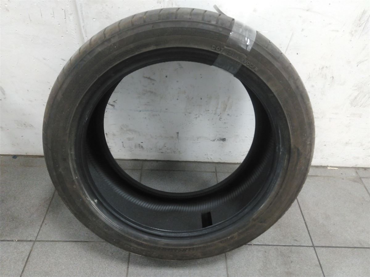Dekk 18 235/45-18 – bilde 1
