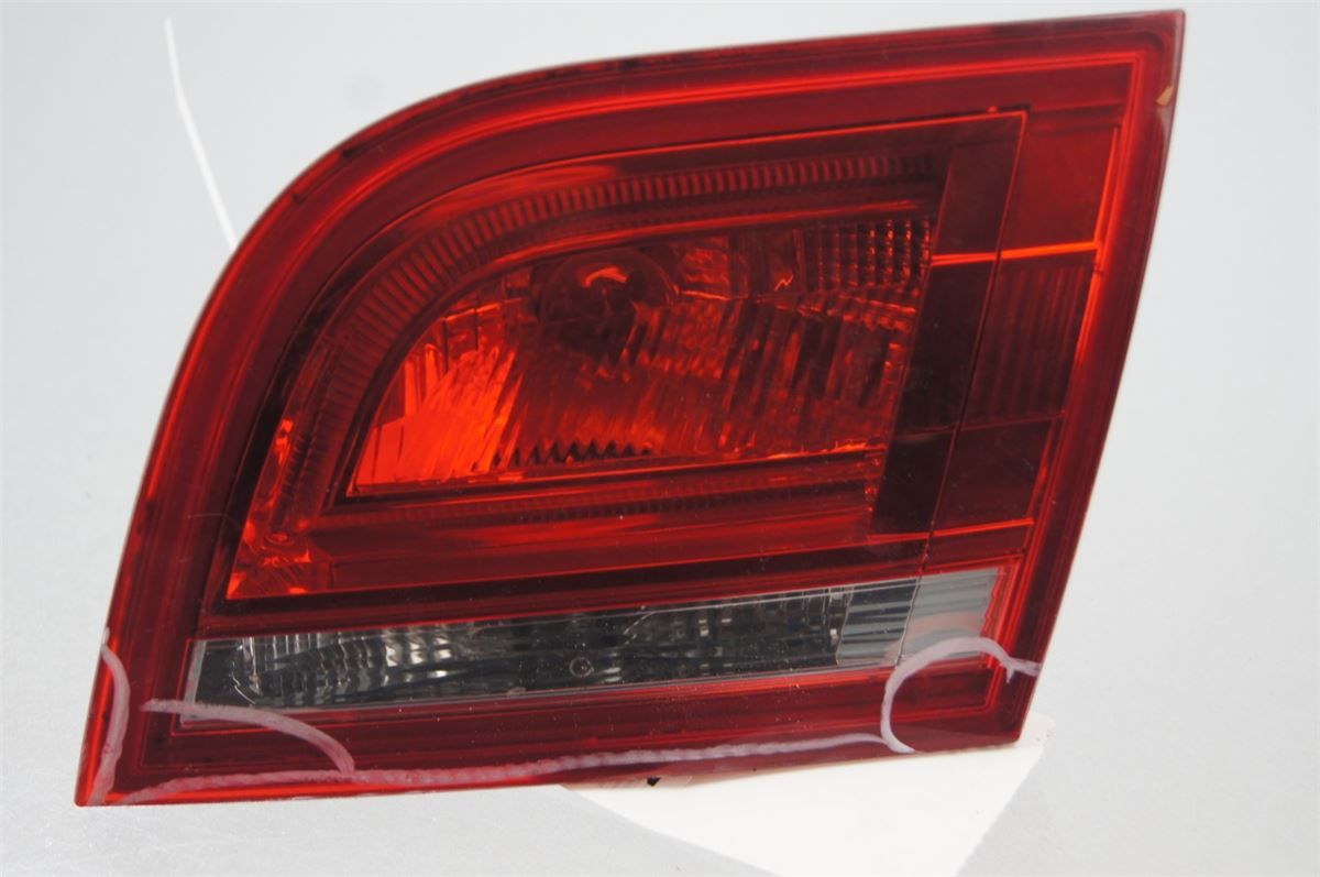 Baklykt Høyre På Luke(Indre) – bilde 1