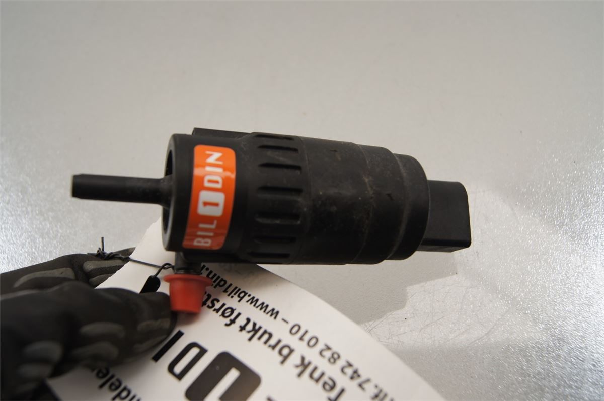 Spylerpumpe Frontrute – bilde 1