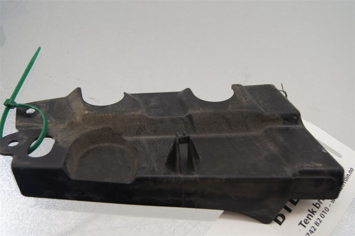 Front Plastdeklser – bilde 6
