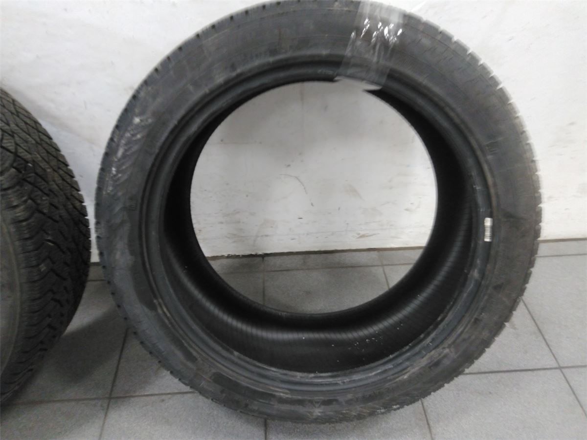 Dekk 18 235/45-18 – bilde 1