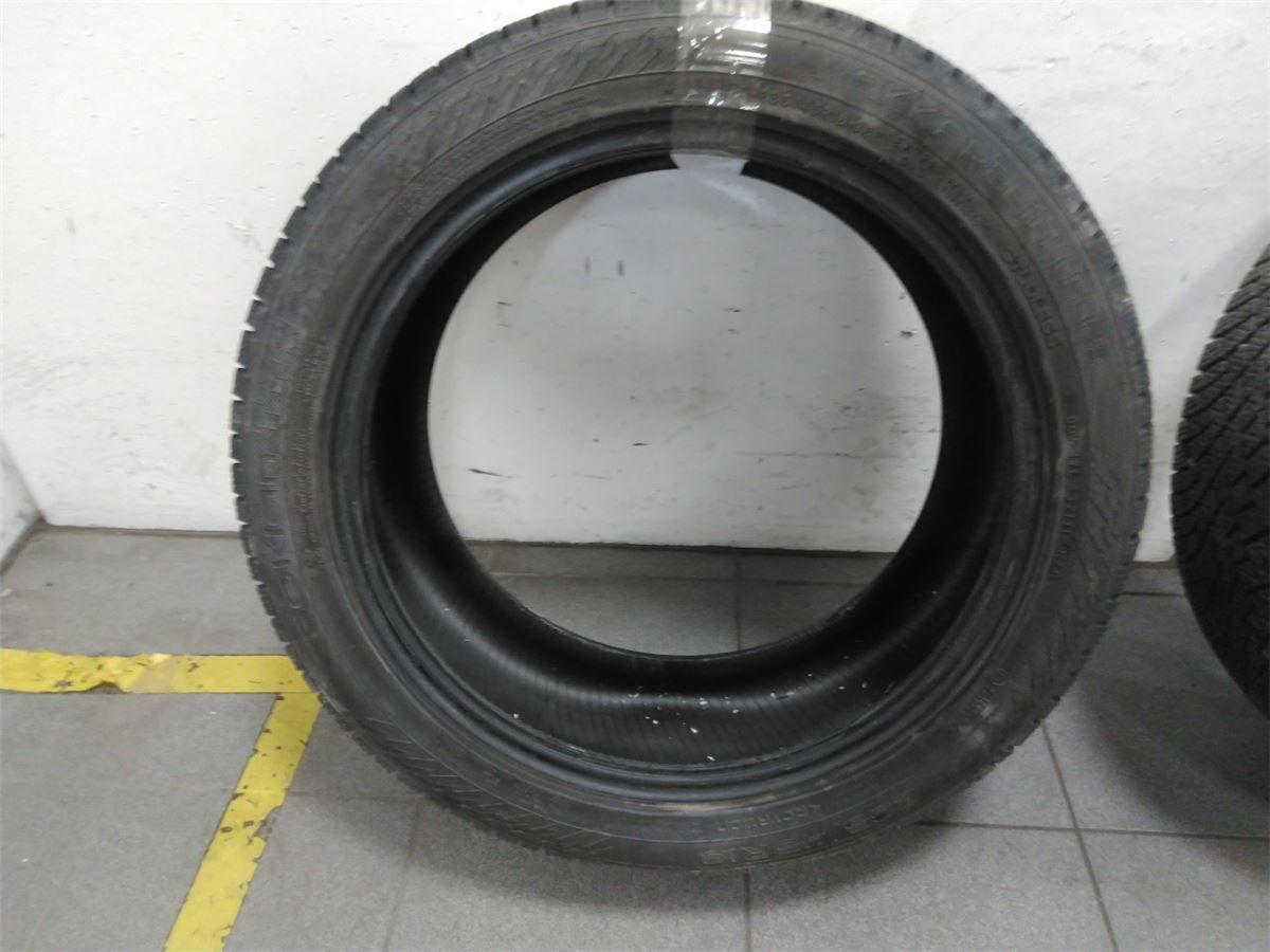 Dekk 18 235/45-18 – bilde 1