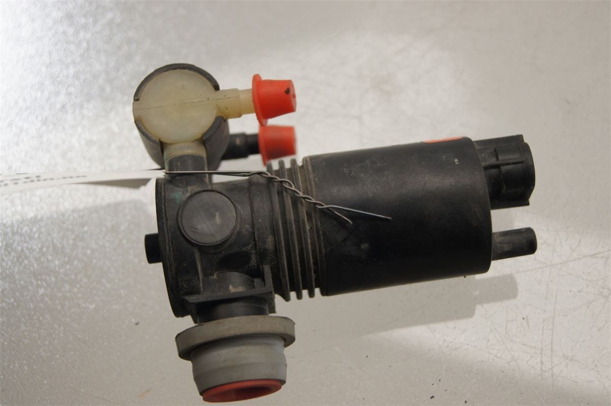 Spylerpumpe Frontrute – bilde 1